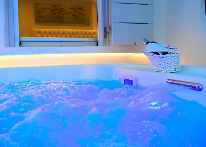 Ariana Eco Adults Only