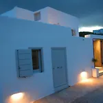 Ariana Eco Adults Only Fira (Santorini)