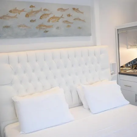 Ariana Eco Adults Only * Fira (Santorini)